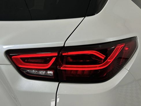 Used 2023 Chevrolet Blazer Premier FWD image 25