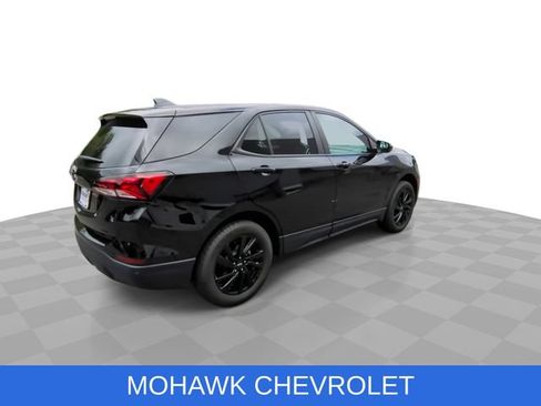 Used 2024 Chevrolet Equinox LS w/ LS Convenience Package AWD/4WD image 8