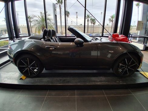 New 2025 MAZDA MX-5 Miata Grand Touring image 3
