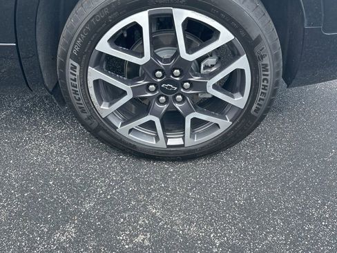 Used 2024 Chevrolet Blazer RS w/ Driver Confidence II Package FWD image 8