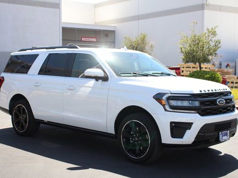 Certified 2023 Ford Expedition Max Limited AWD/4WD image 11