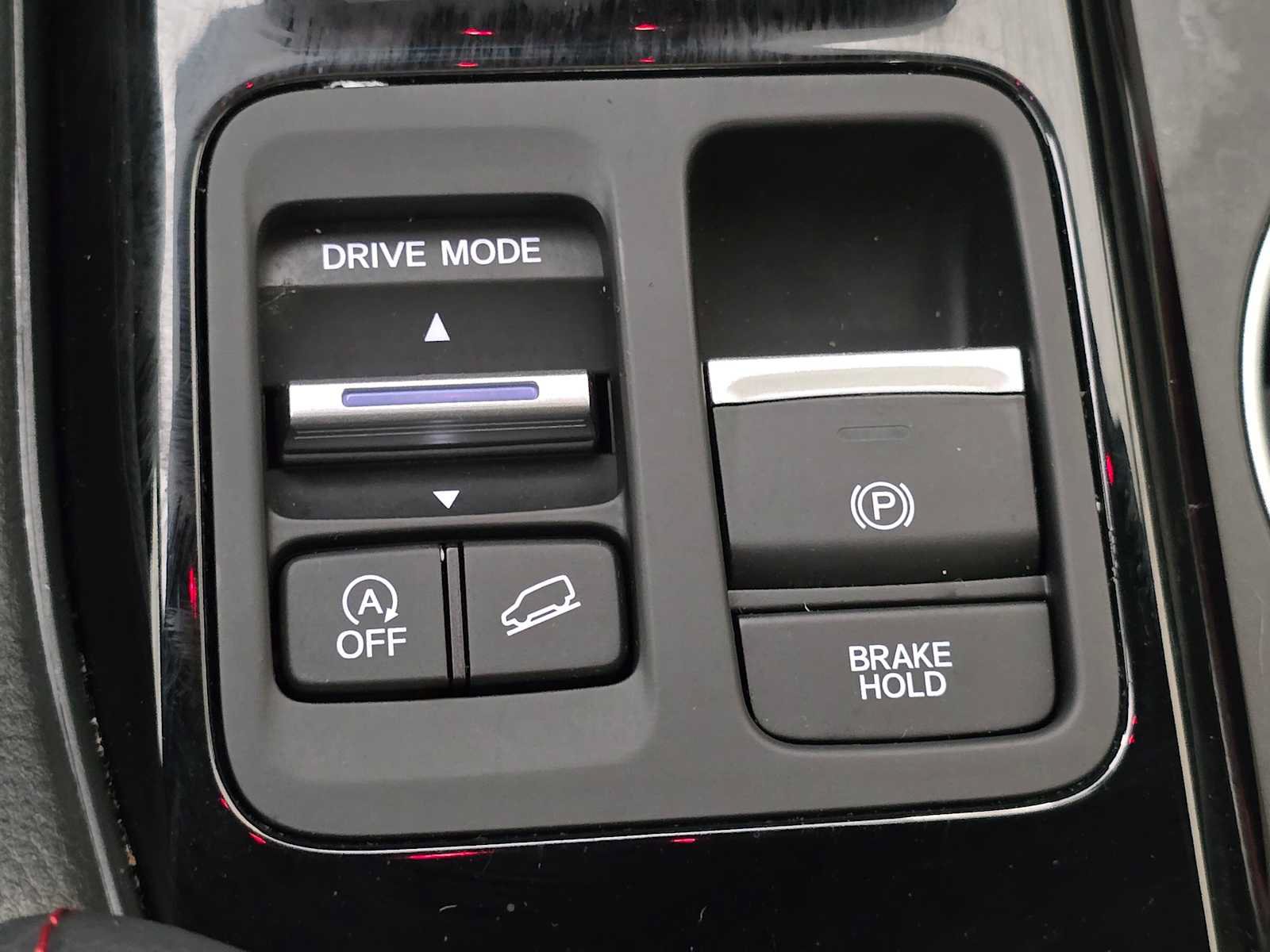 Used 2025 Honda Pilot Black Edition image 18