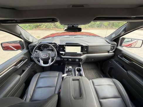 Used 2022 GMC Sierra 1500 Elevation w/ Elevation Premium Package image 21