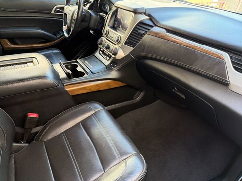 Used 2020 GMC Yukon XL Denali RWD image 34