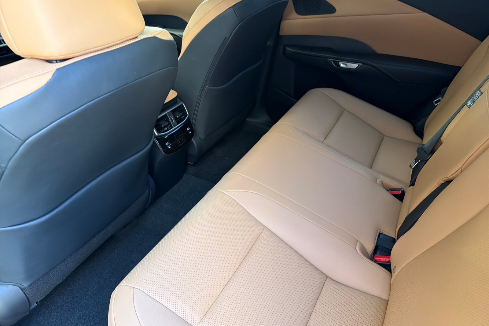 New 2026 Lexus RX 350 FWD image 10