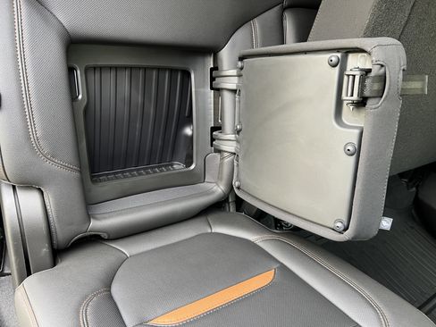 Used 2019 GMC Sierra 1500 AT4 w/ AT4 Premium Package image 21