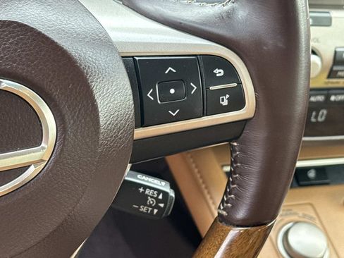 Used 2016 Lexus ES 350 w/ Premium Package w/Wood Trim FWD image 26