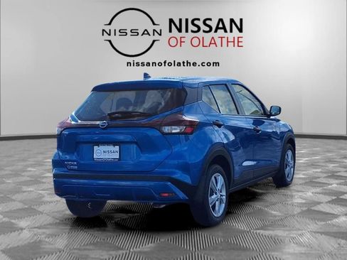 Certified 2025 Nissan Kicks Play S image 24
