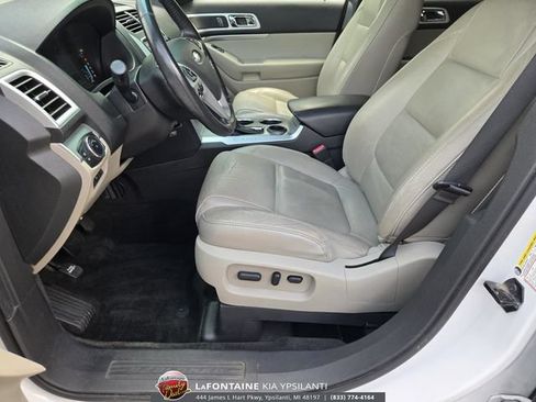 Used 2012 Ford Explorer XLT FWD image 12