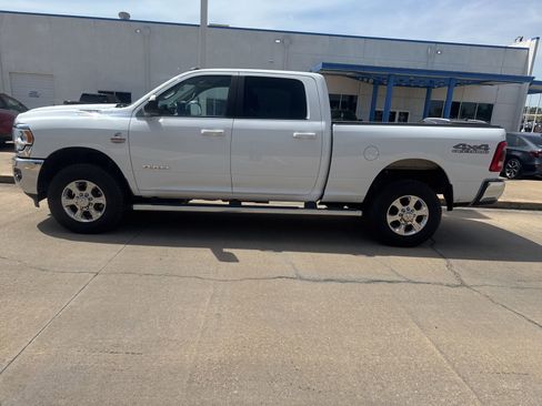 Used 2020 RAM 2500 Lone Star w/ Level 1 Equipment Group AWD/4WD image 2