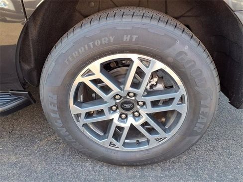 New 2026 Ford Expedition Max Active image 5