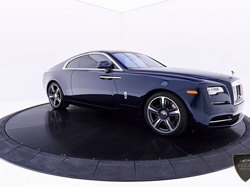 Used 2017 Rolls-Royce Wraith RWD image 19