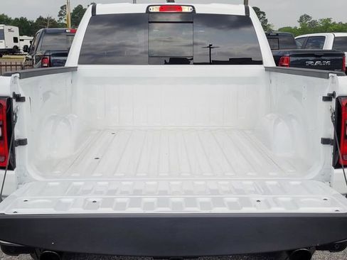 New 2026 RAM 1500 Express AWD/4WD image 9