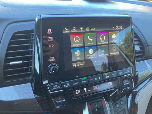 Certified 2024 Honda Odyssey Elite image 17