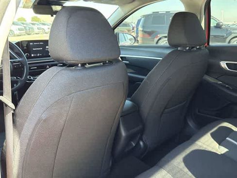 Used 2022 Hyundai Sonata SE image 15