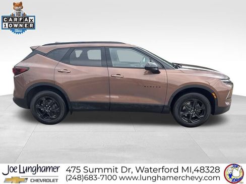 Used 2024 Chevrolet Blazer LT w/ Convenience Package AWD/4WD image 2