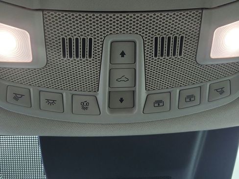 Used 2021 Ford Expedition Platinum image 39