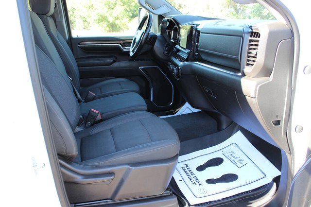 Used 2024 Chevrolet Silverado 2500 LT w/ Convenience Package AWD/4WD image 18