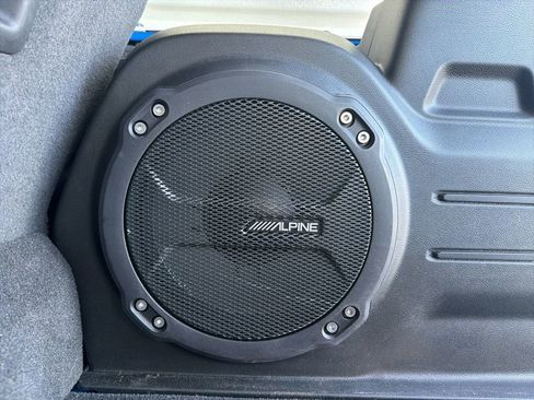 Used 2023 Jeep Wrangler Unlimited w/ Cold Weather Group image 31