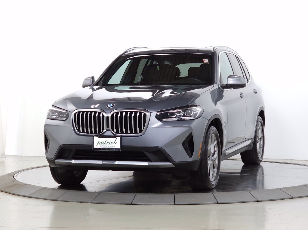 Used 2024 BMW X3 xDrive30i w/ Convenience Package AWD/4WD image 3