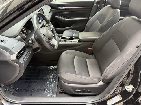 Used 2020 Nissan Altima 2.5 SV FWD image 15