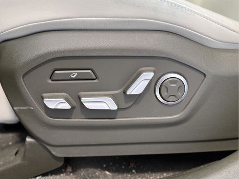 Used 2025 Hyundai Santa Fe Calligraphy image 46