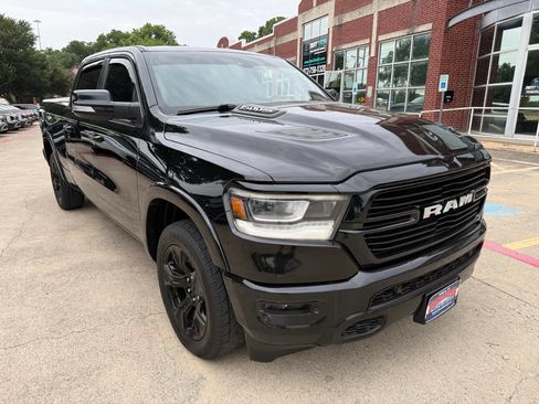 Used 2019 RAM 1500 Laramie w/ Sport Appearance Package AWD/4WD image 8