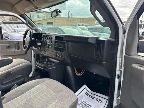 Used 2017 Chevrolet Express 2500 LS image 36