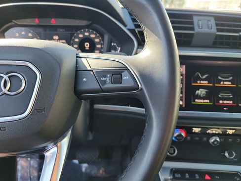 Used 2021 Audi Q3 2.0T Premium Plus w/ Premium Plus Package image 29