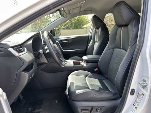 Used 2024 Toyota RAV4 Adventure AWD/4WD image 15