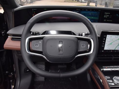 New 2026 Lincoln Nautilus Reserve w/ Jet Appearance Package image 22