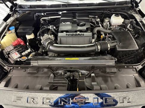 Used 2023 Nissan Frontier SV w/ Midnight Edition Package image 40