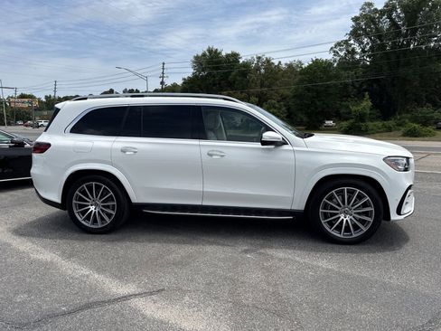 New 2026 Mercedes-Benz GLS 450 4MATIC image 6
