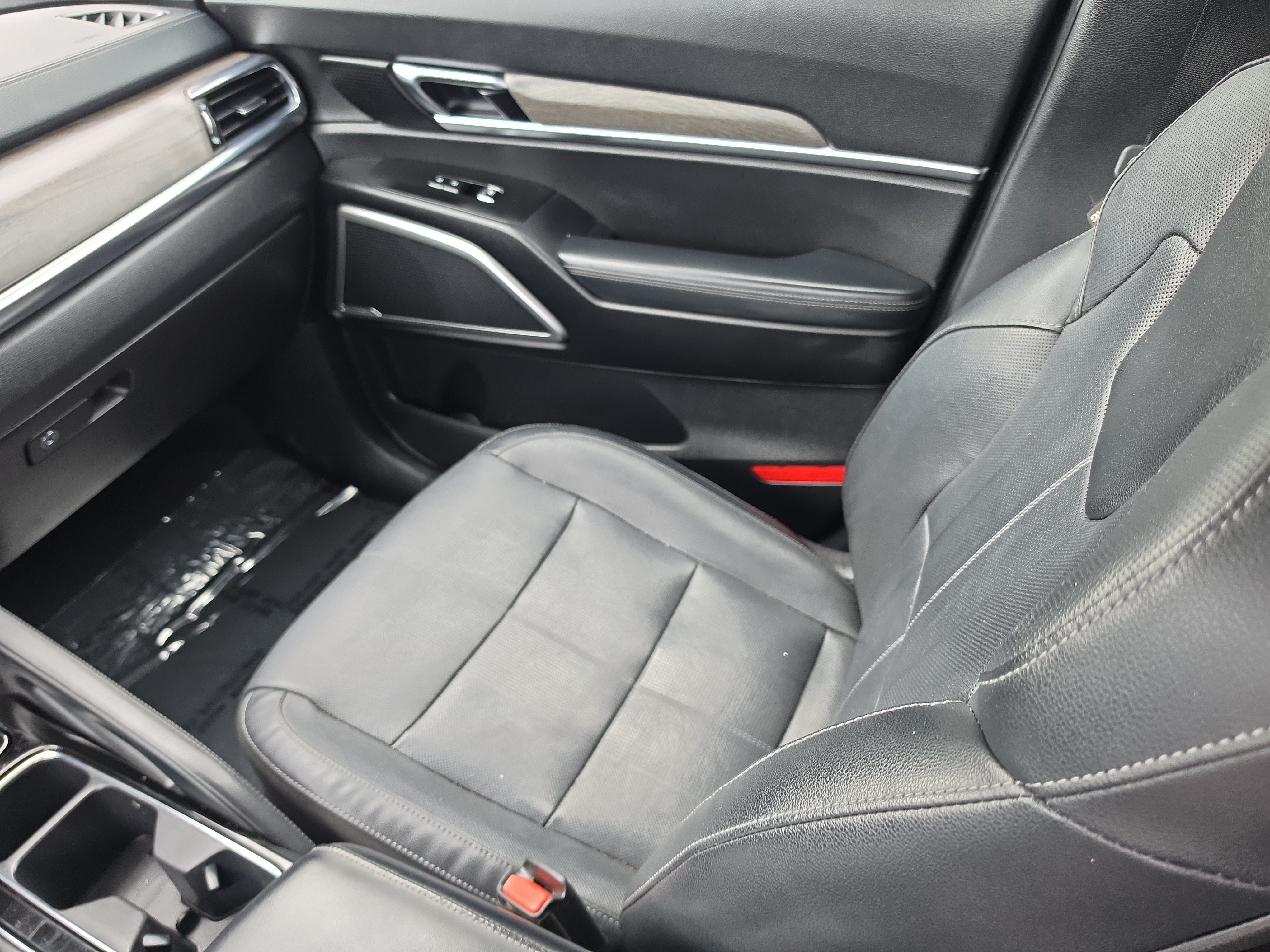 Used 2022 Kia Telluride EX w/ EX Premium Package FWD image 16