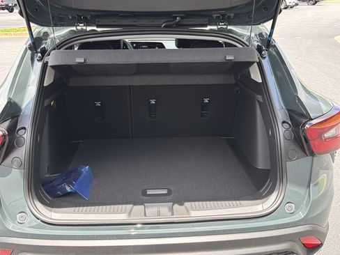 New 2026 Chevrolet Trax LT FWD image 18