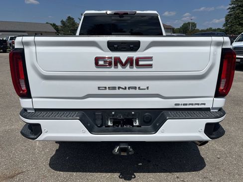 Used 2022 GMC Sierra 2500 Denali w/ Denali Ultimate Package AWD/4WD image 7
