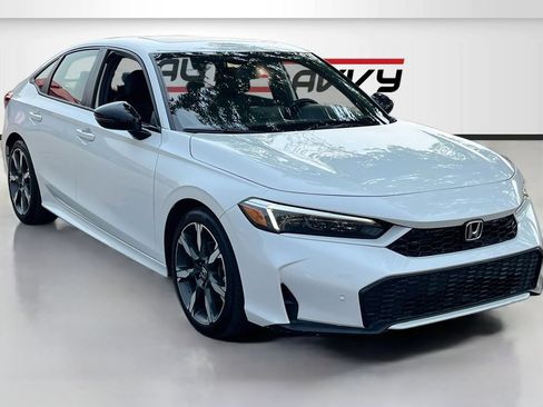 Used 2025 Honda Civic Sport Touring image 1