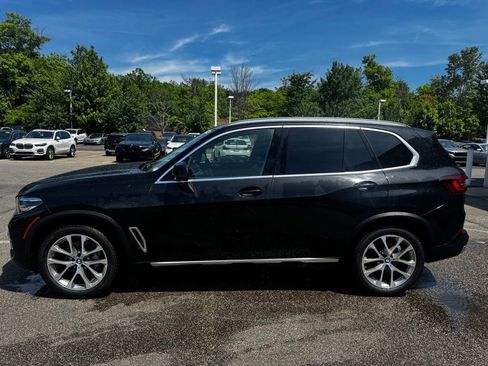 Used 2023 BMW X5 xDrive40i w/ Premium Package AWD/4WD image 2
