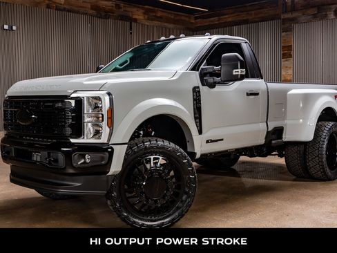 Used 2026 Ford F450 XLT w/ 360-Degree Camera Package image 5