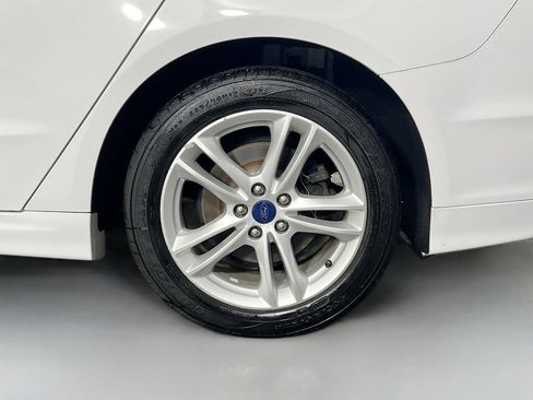 Used 2018 Ford Fusion S FWD image 28