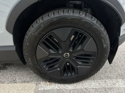 New 2026 Volvo EX30 Cross Country Ultra w/ Protection Package Premier image 34