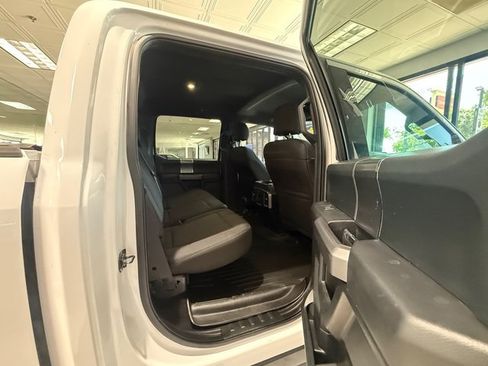 Used 2016 Ford F150 XLT w/ Equipment Group 301A Mid AWD/4WD image 7