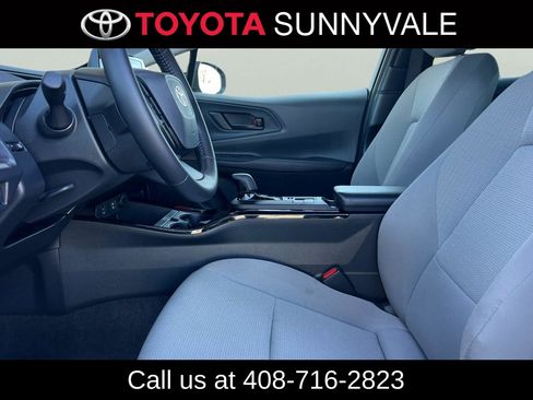 Used 2024 Toyota Prius LE image 14