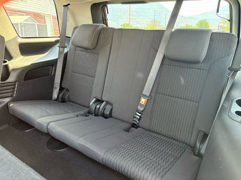 Used 2018 Chevrolet Tahoe LS image 26