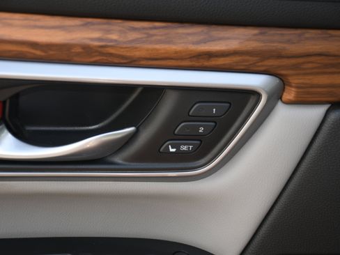 Used 2018 Honda CR-V EX-L image 12