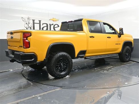 New 2026 Chevrolet Silverado 2500 ZR2 w/ LPO, Dark Essentials Package image 28