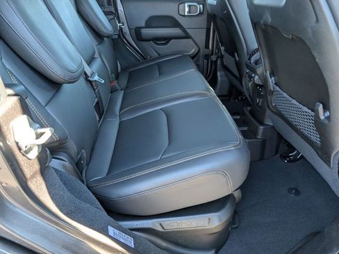 Used 2024 Jeep Wrangler Unlimited Sahara image 42