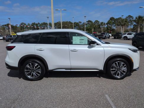 New 2026 INFINITI QX60 Luxe w/ Cargo Package image 4