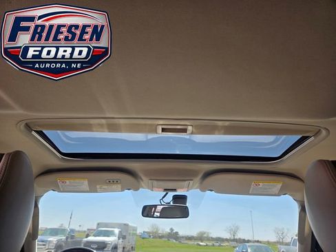 Used 2017 Lincoln Navigator L Select AWD/4WD image 25
