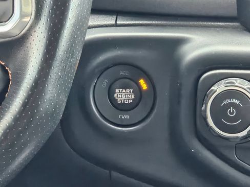 Used 2023 Jeep Gladiator Mojave w/ Cold Weather Group AWD/4WD image 15